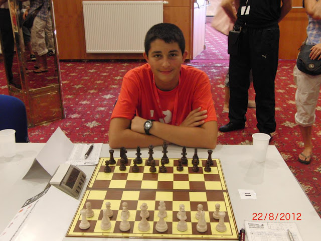 Julio Suárez en la ronda 6 del campeonato de Europa juvenil de ajedrez
